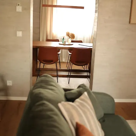 Familien- & Hundefreundliches Belladonna, Eingezaeunter Garten, 2 Baeder, Hochwertig & Neu بيت للعطل ويندستش ريتز