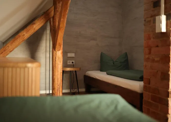 Familien- & Hundefreundliches Belladonna, Eingezaeunter Garten, 2 Baeder, Hochwertig & Neu