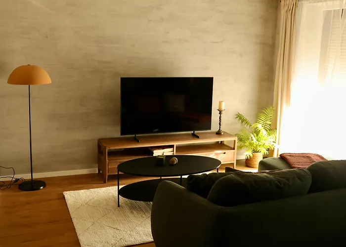 Дом отдыха Familien- & Hundefreundliches Belladonna, Eingezaeunter Garten, 2 Baeder, Hochwertig & Neu *