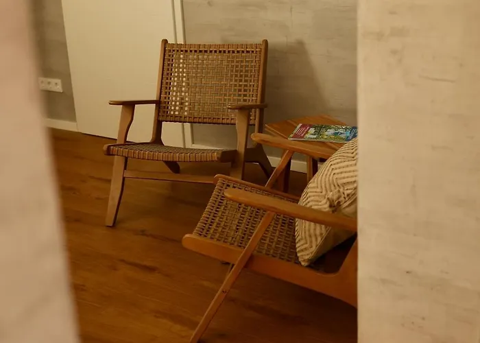 Familien- & Hundefreundliches Belladonna, Eingezaeunter Garten, 2 Baeder, Hochwertig & Neu بيت للعطل